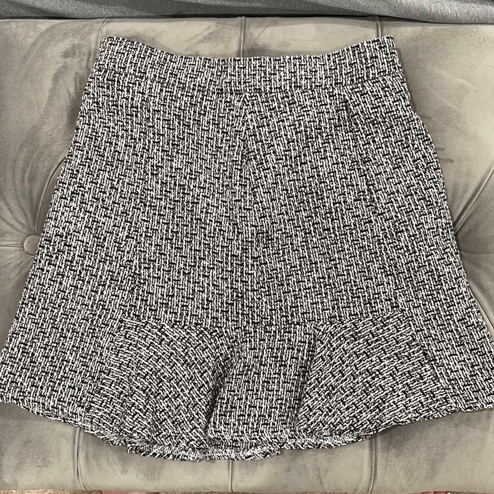 Size XS skirt!